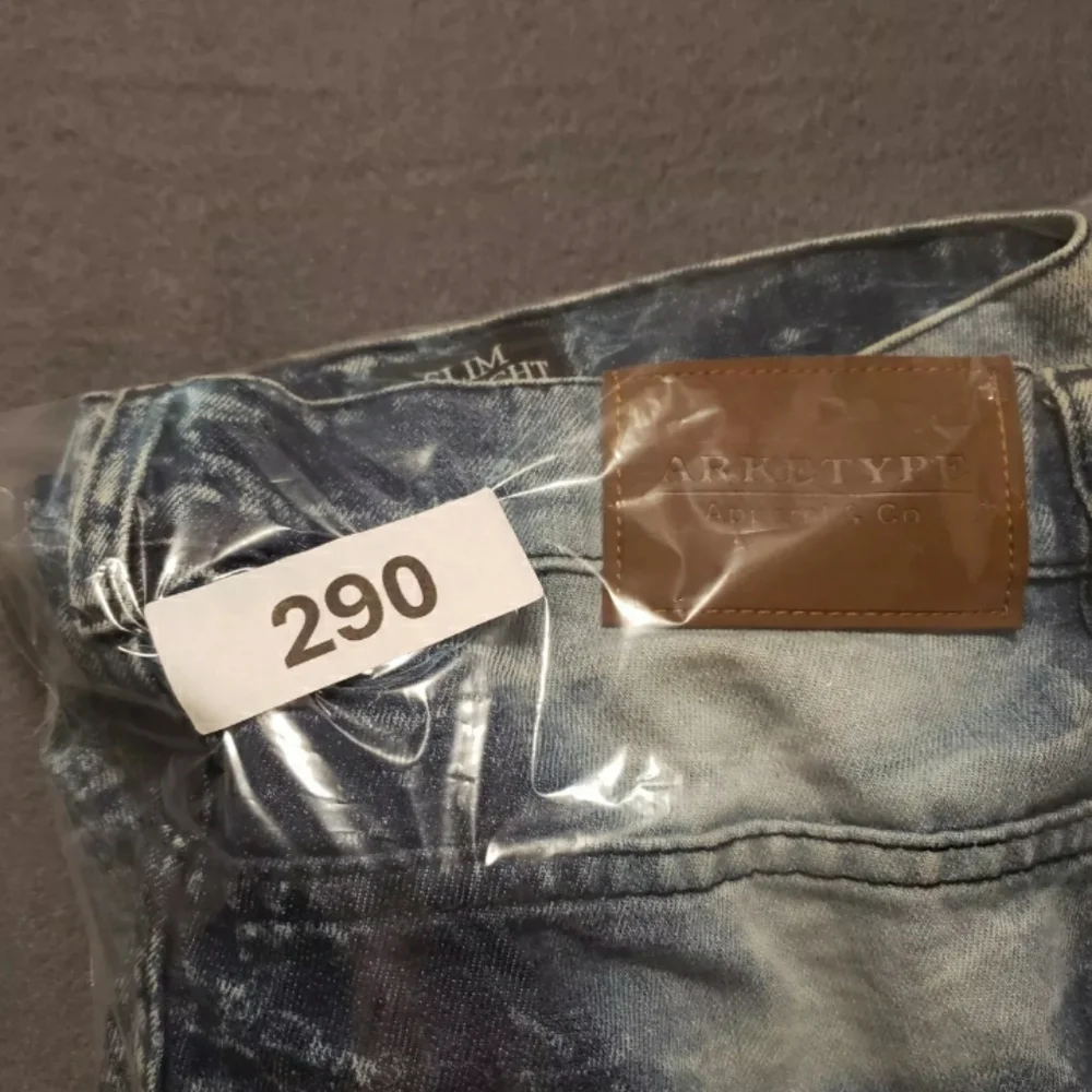 Arketype Size 40x32 Blue Acid Wash